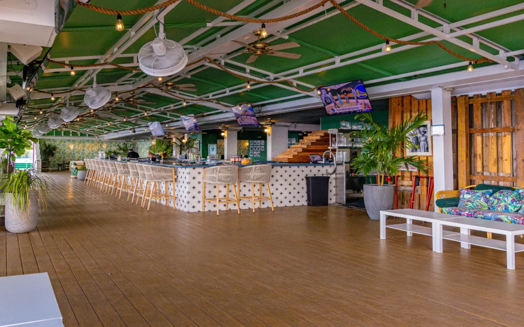 Bar Deck