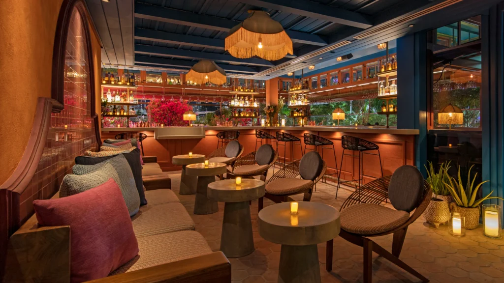 Serena-Bar-Dusk-